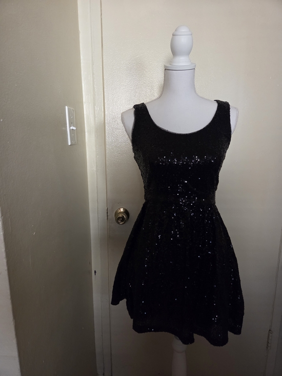 B Darlin Dresses & Skirts - B Darlin Black Sequin Sleeveless Mini Dress